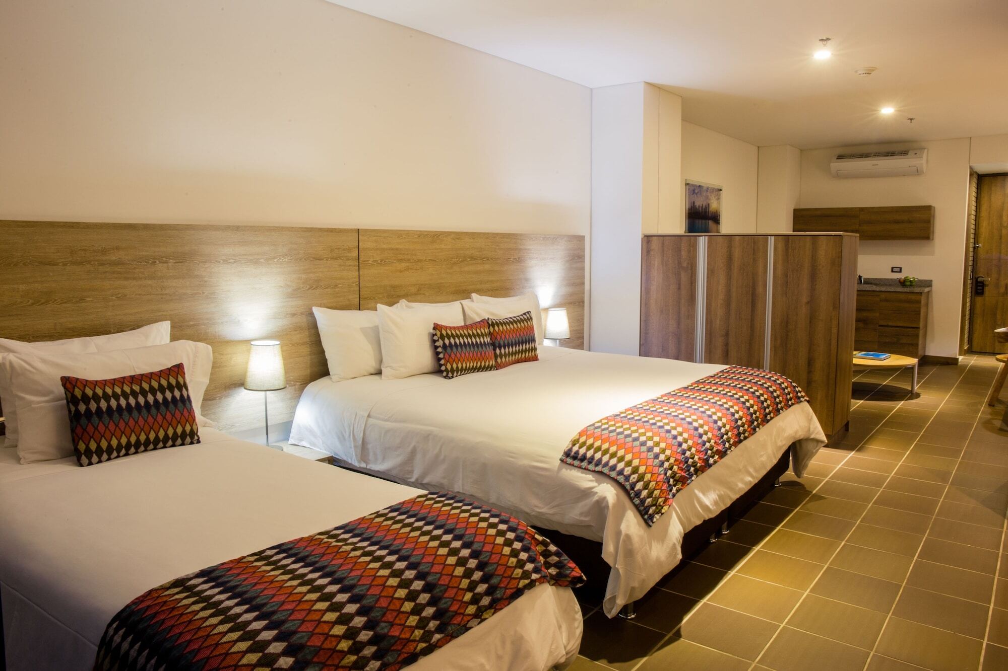 Alko Hotel Integrado Cali Kültér fotó